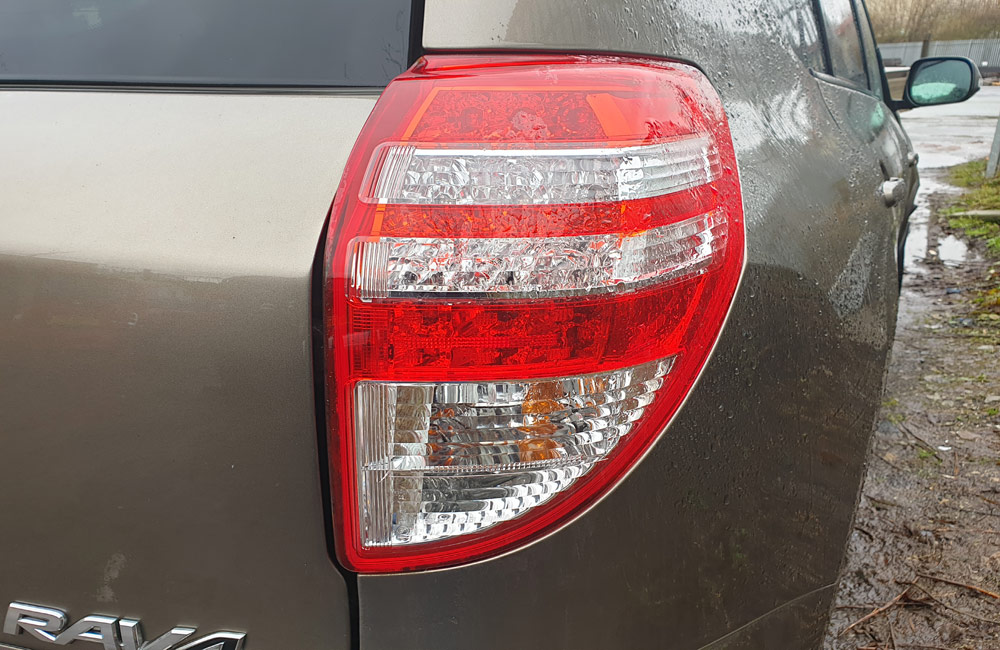 Toyota Rav4 XT-R D4D Rear Tail Light Drivers